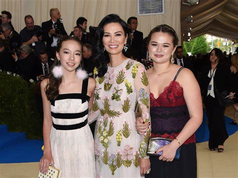 wendi deng's daughters.